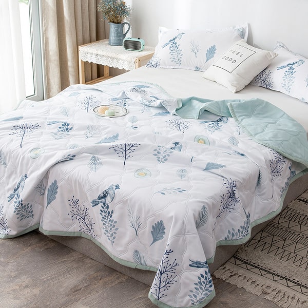 Couvre lit King size plume