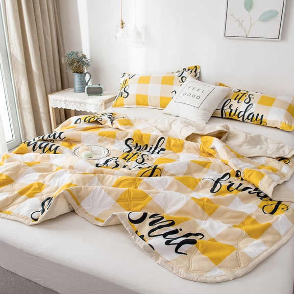 Couvre lit King size jaune déco
