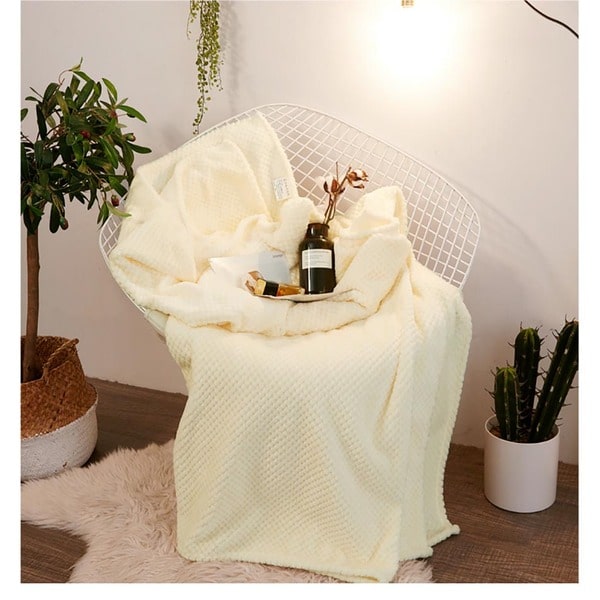 Couvre lit édredon chaise