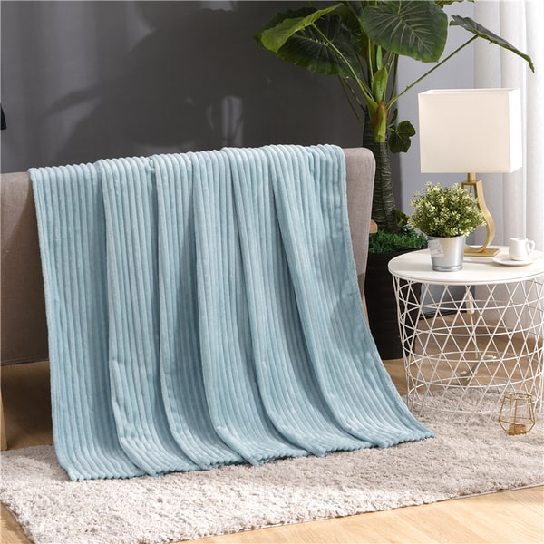 Couvre lit flanelle bleu