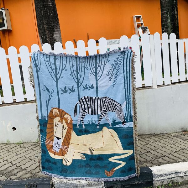 Couvre lit jacquard lion zebre