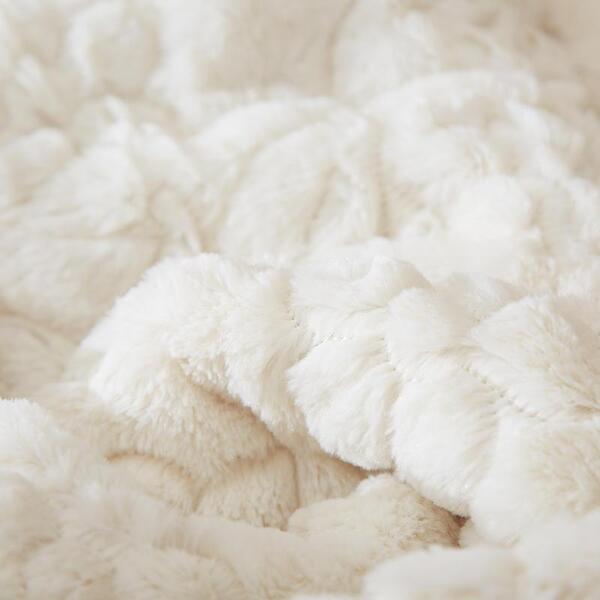 Couvre lit matelassé blanc