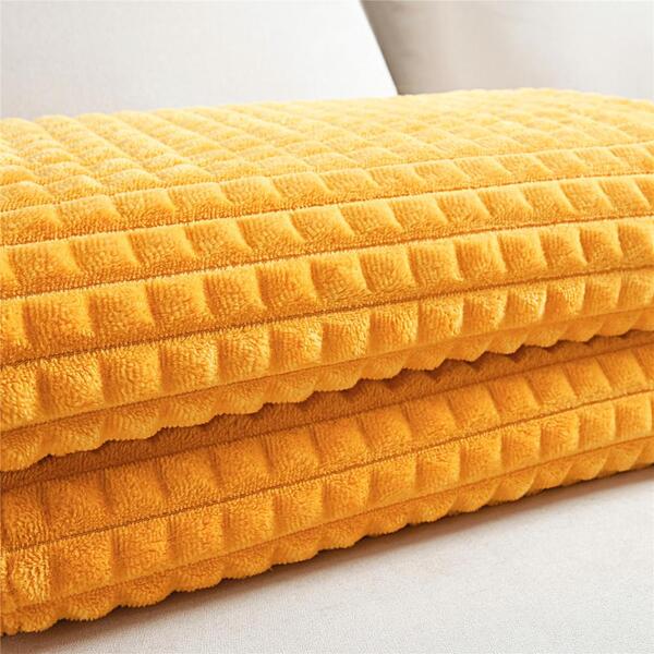 Couvre lit molletonné orange miel