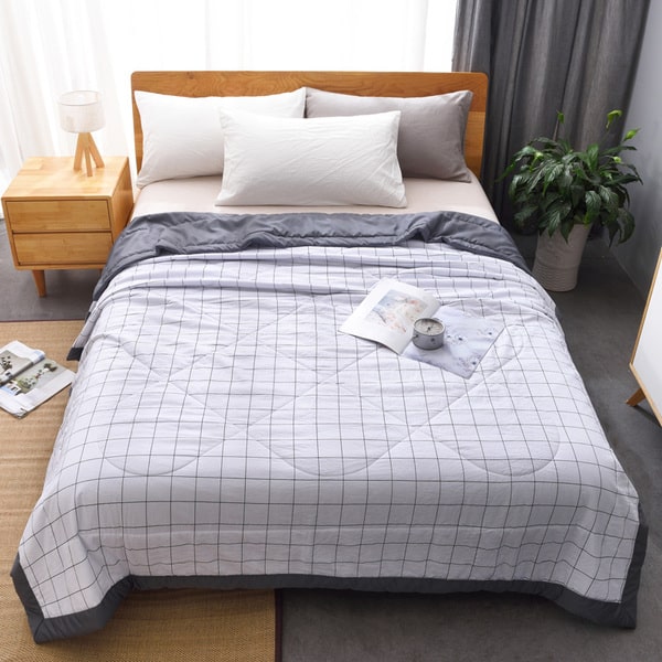 Couvre lit parme blanc
