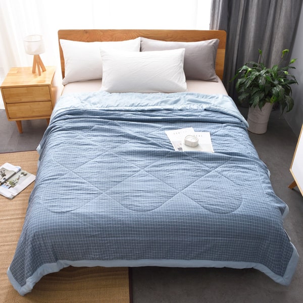 Couvre lit parme bleu