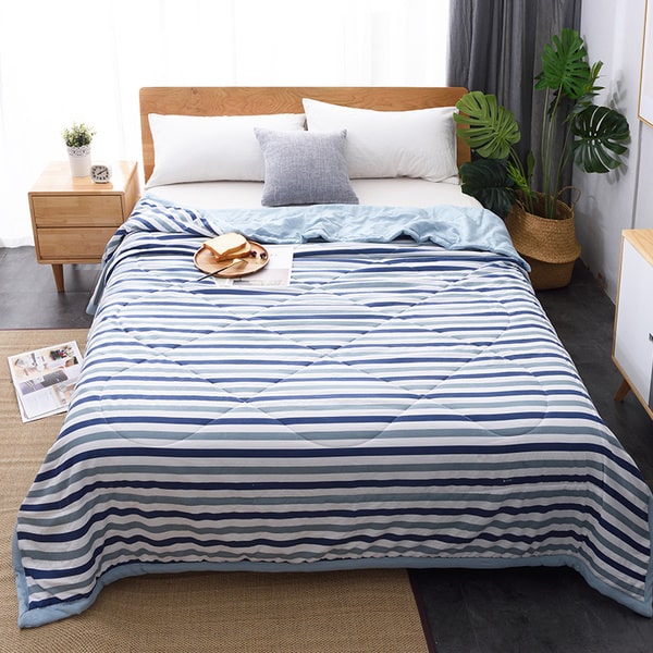 Couvre lit parme bleu blanc