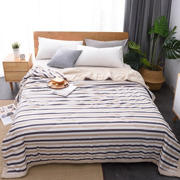 Couvre lit parme beige bleu blanc