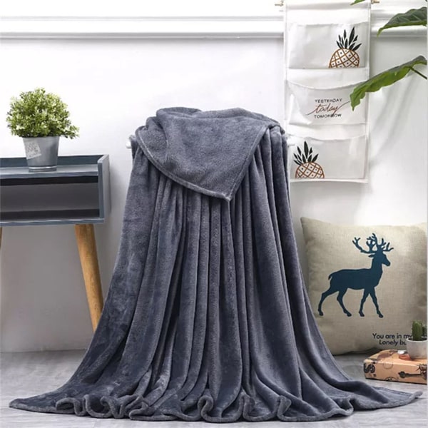 Couvre lit polaire gris