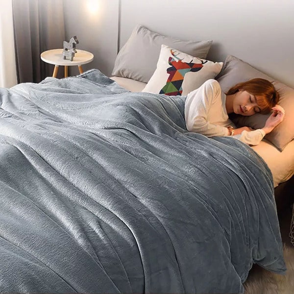 Couvre lit polaire jolie