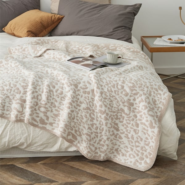 Couvre lit tricot gris