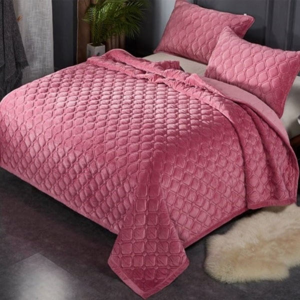 Couvre lit velours rose poudré taie d'oreiller