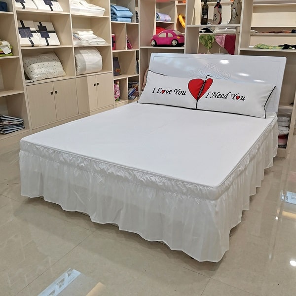 Cache sommier moderne