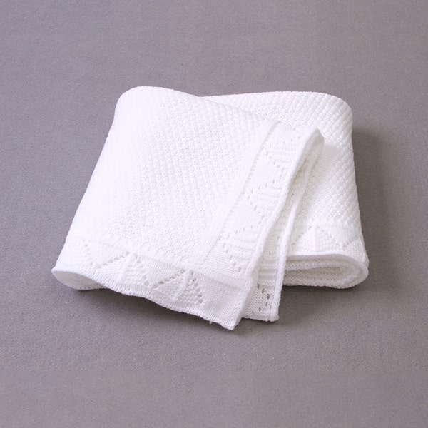couvre lit fillette bébé