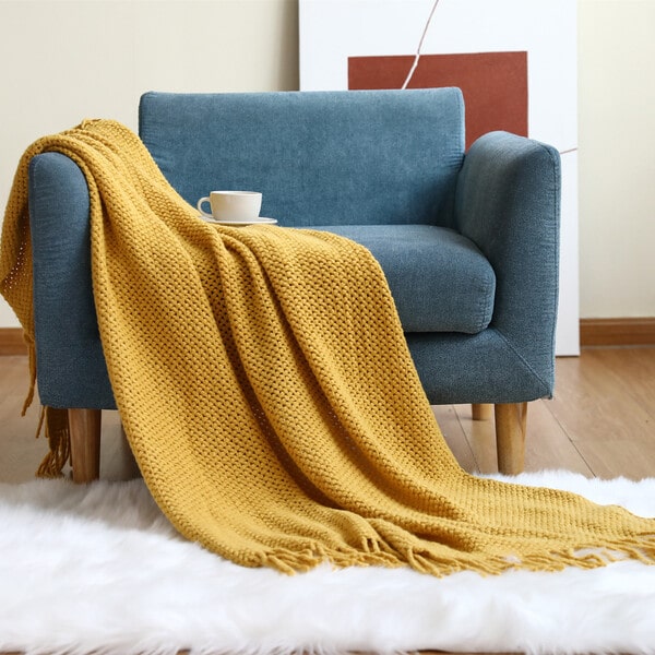 Couvre lit gris clair jaune