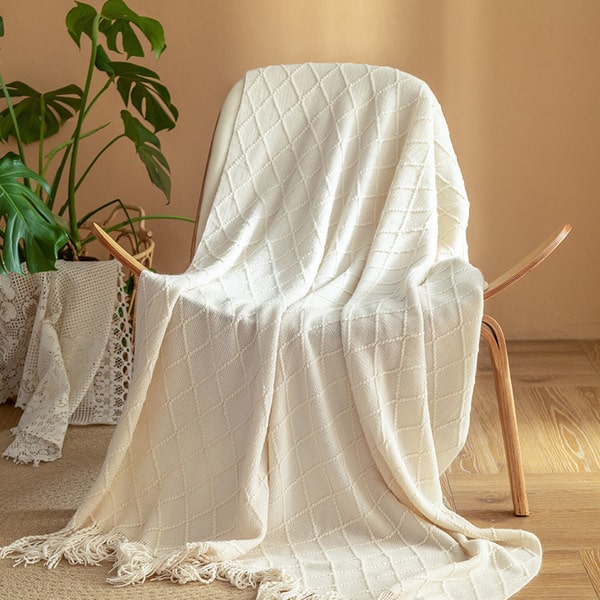 couvre lit jaune moutarde blanc