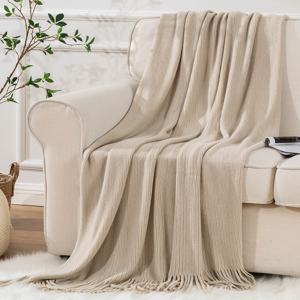 couvre lit leger super beau