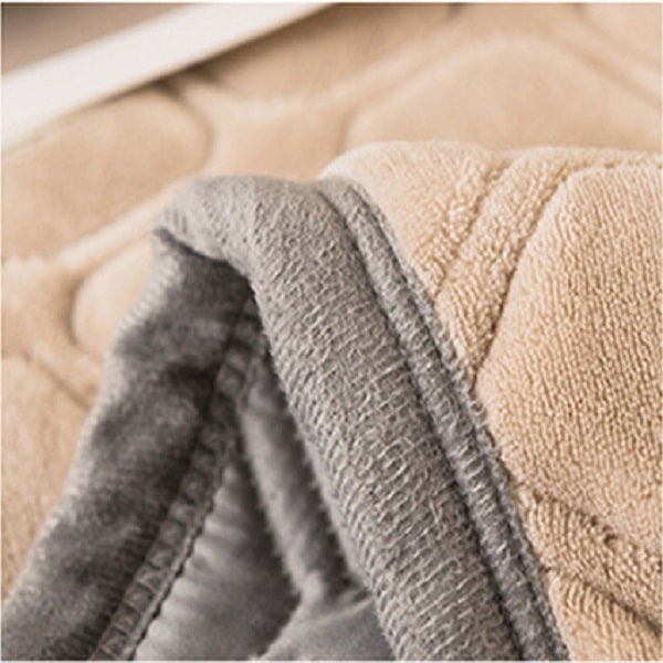 couvre lit matelassé beige