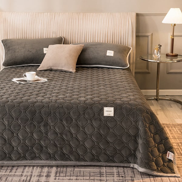 couvre lit matelassé moderne