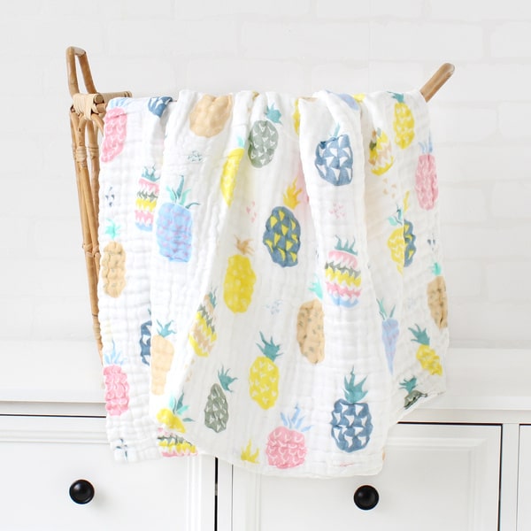 Couvre lit pour bebe décoration
