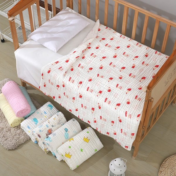 Couvre lit pour bebe moderne