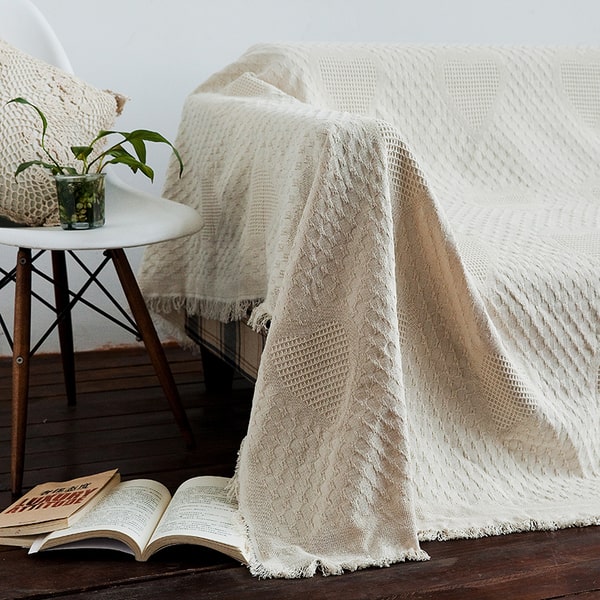 couvre lit pour canapé journal