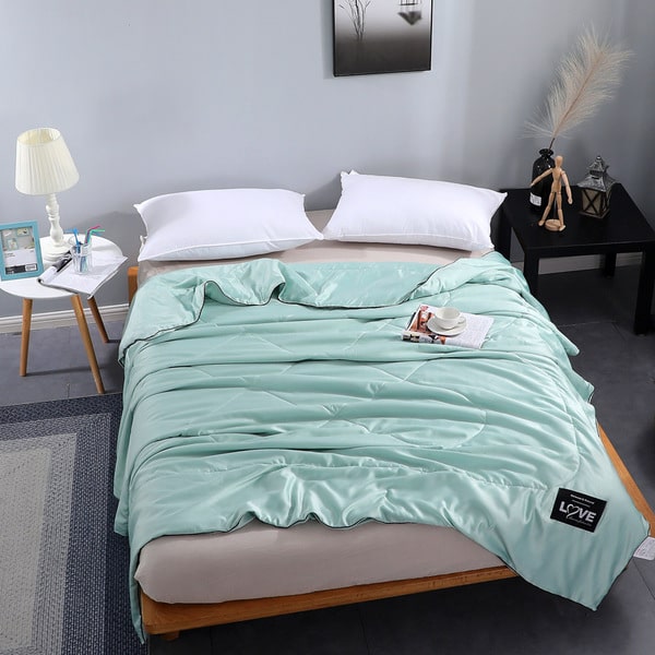 couvre lit satin 2 volants vert