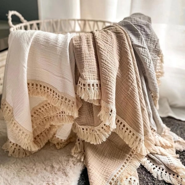 Couverture bébé en gaze de coton à franges