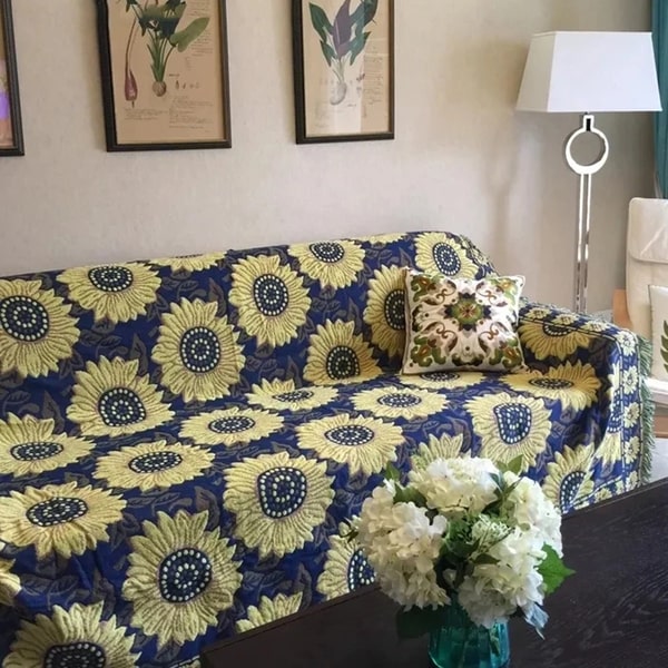 couvre lit en boutis provençal canapé fleur